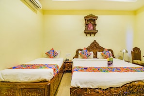 Premium Room | Desk, free WiFi - FabHotel Paradise For You (Rahata)