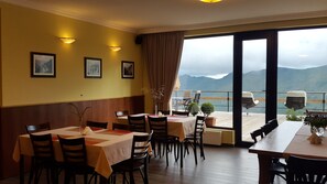 Restaurant - Hotel Monte Gudauri (Kazbegi)