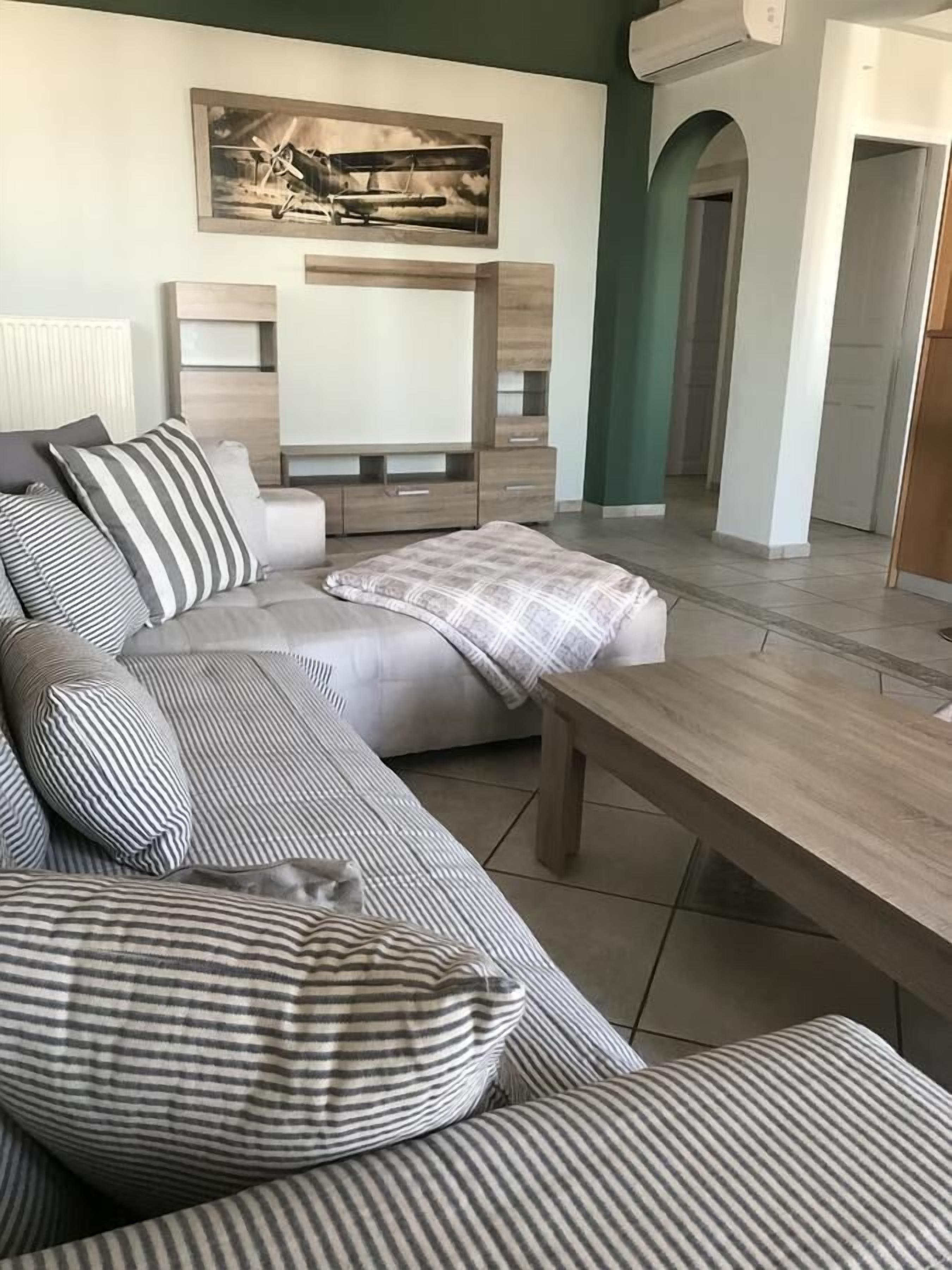 Apartment, 3 Schlafzimmer, Meerblick | Wohnzimmer