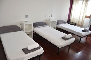 Literie de qualité, couette en duvet, décor unique, ameublement unique