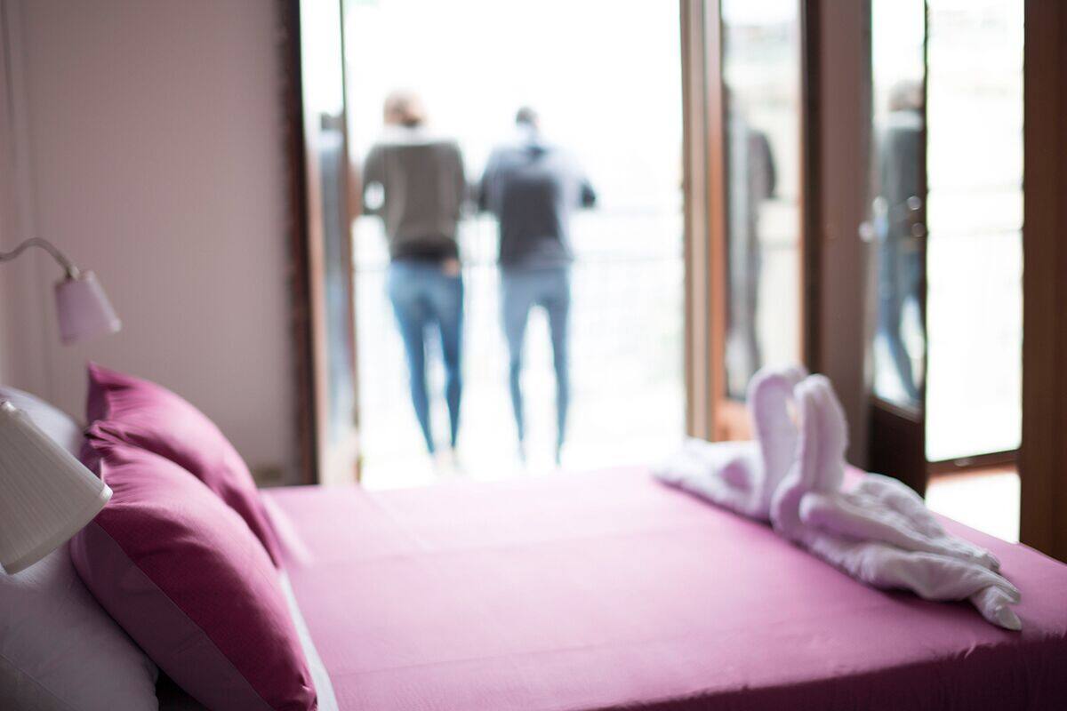 Double Room, Shared Bathroom | Premium bedding, down comforters, desk, laptop workspace