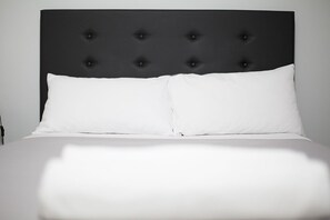 Hochwertige Bettwaren, Daunenbettdecken, individuell dekoriert