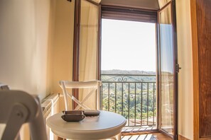 Twin Room (La Fontanita)