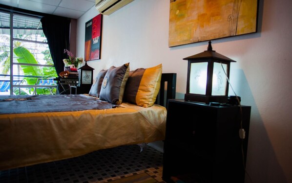 2 bedrooms, blackout curtains, WiFi, bed sheets