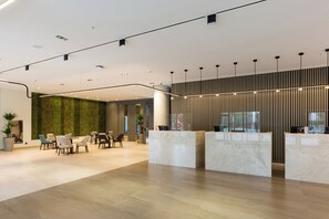 Lobby - Hotel Mona Plaza (Belgrade)