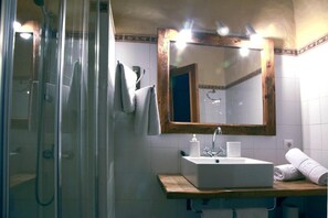 Studio | Bathroom - Finca Son Guardiola (Llucmajor)