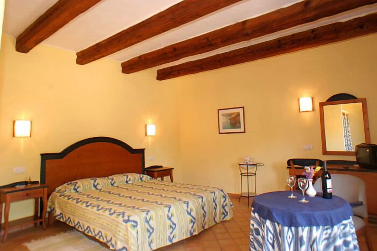 Estudio | 2 habitaciones, escritorio, cunas gratuitas y wifi gratis