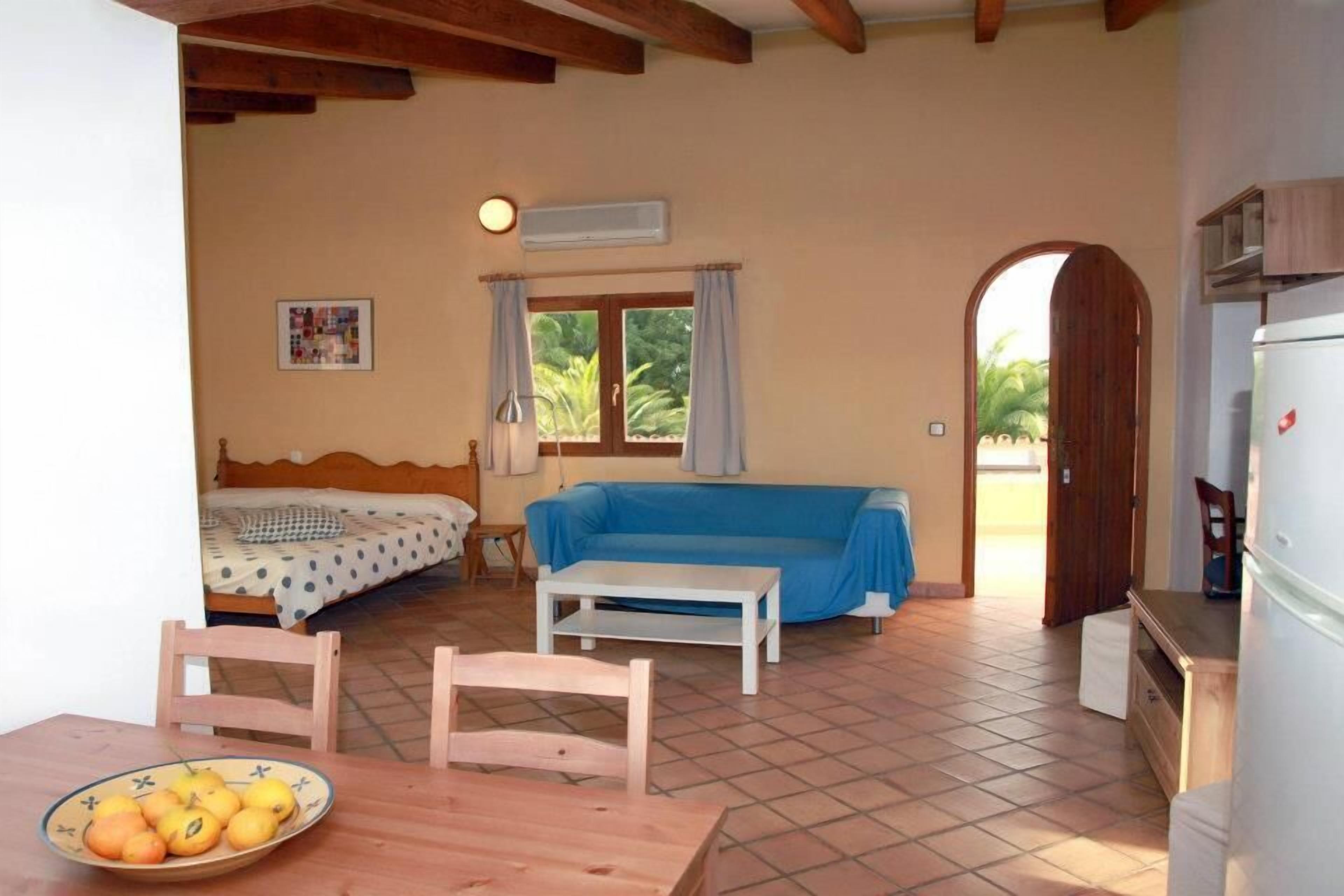 Apartment, 2 Schlafzimmer, zum Garten hin | Wohnbereich | Flachbildfernseher