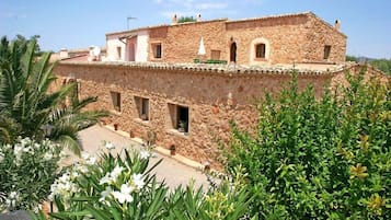 Facciata della struttura
