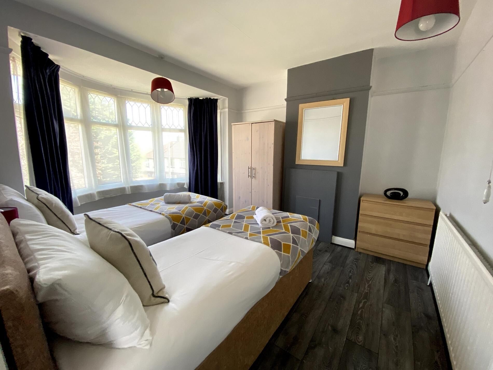 Exton House - Huku Kwetu (Luton)