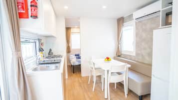 Standard Mobile Home, 2 Bedrooms | Private kitchen