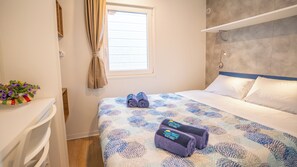 Standard Mobile Home, 2 Bedrooms - Happy Camp in Camping Bella Italia (Peschiera del Garda)