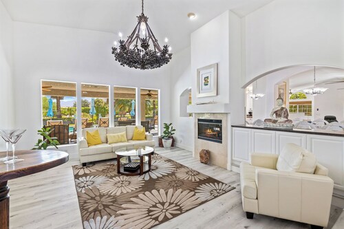 Palm View Ranch - 1 acre mini resort!