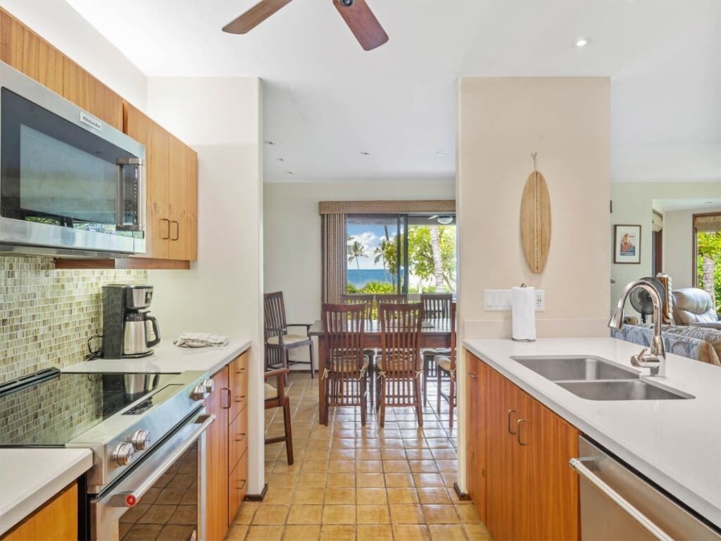 Aloha Style! End Corner Unit w/Sweeping Fairway Views! –Kanaloa at Kona 1402