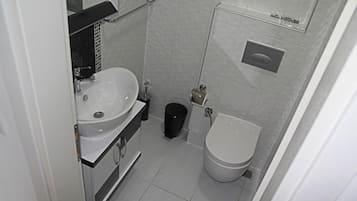 Villa | Bathroom