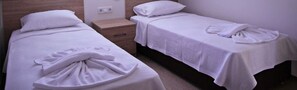 Villa | 4 yatak odası, masa, güneşlik/perde, çarşaf takımı 