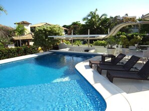 Piscina externa
