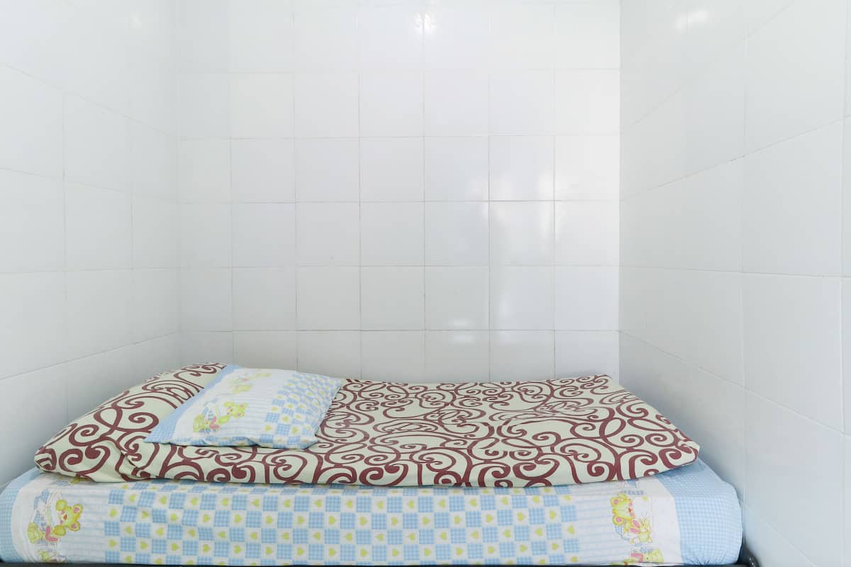Single Room | Free WiFi