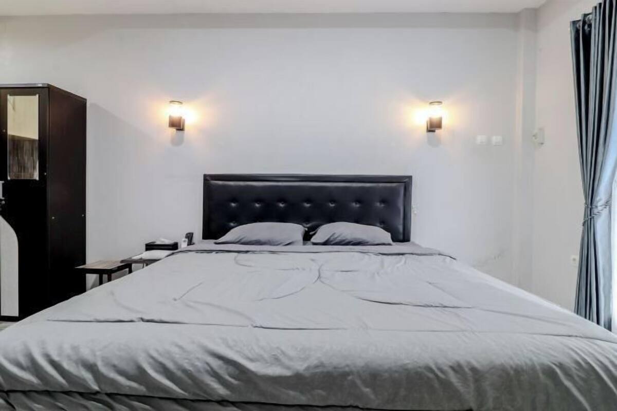 Soundproofing, WiFi (free)