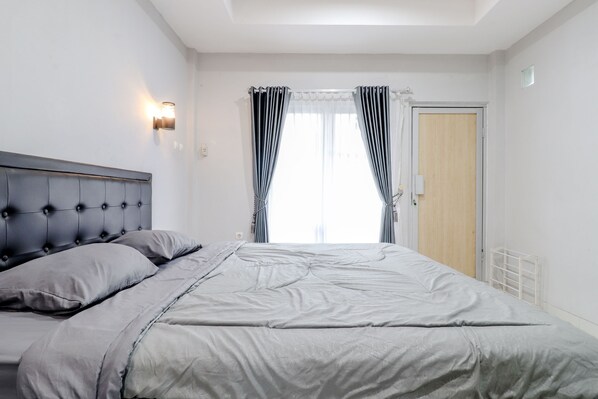 Deluxe Studio | Soundproofing, free WiFi - E Kamar (Yogyakarta)