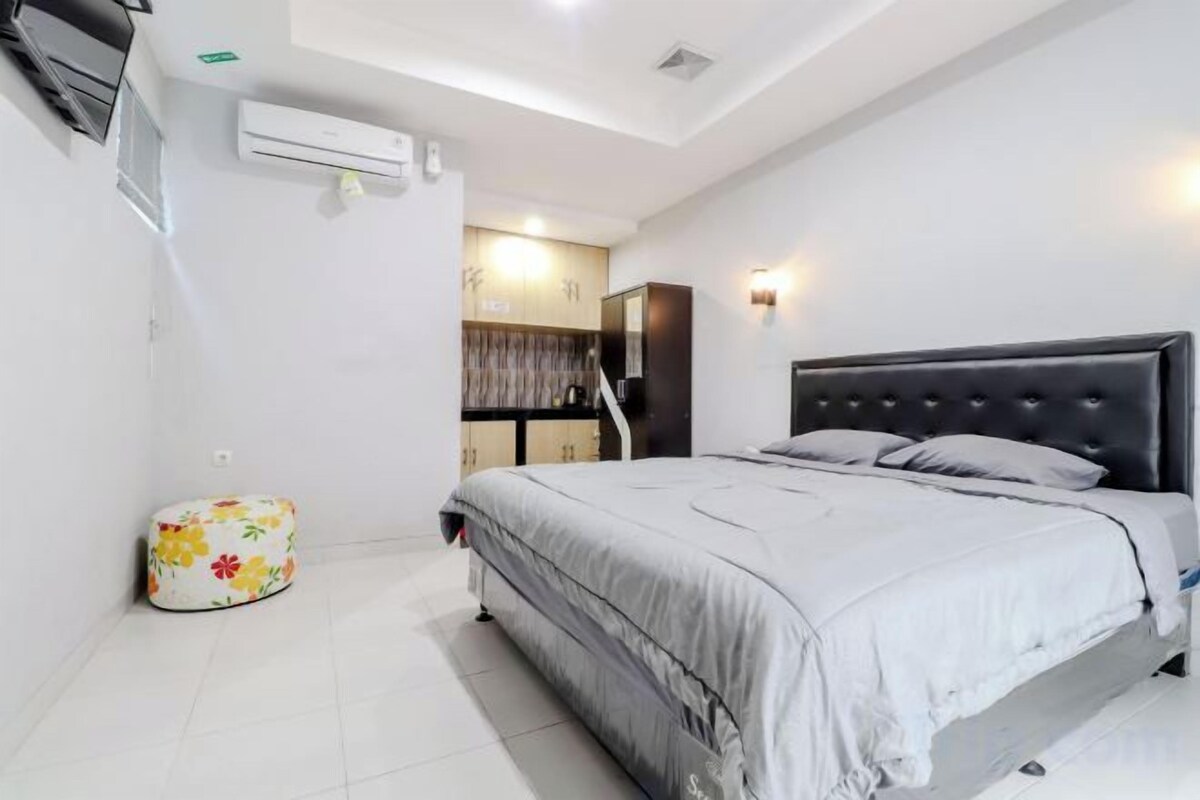Soundproofing, WiFi (free)