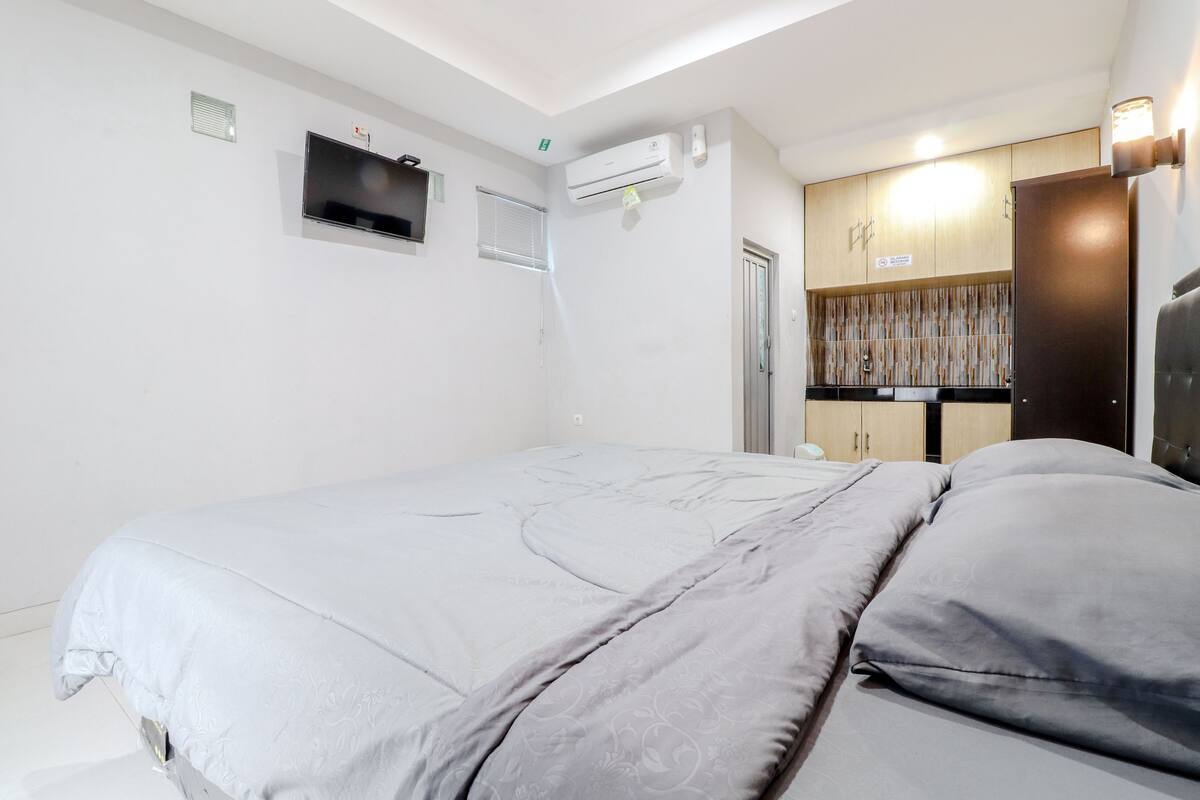 Deluxe Studio | Soundproofing, WiFi (free)