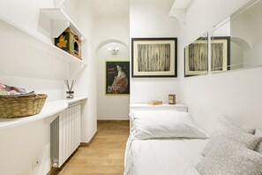 2 bedrooms, in-room safe, desk, iron/ironing board - Leopard 28 - Loft in Trastevere (Roma)