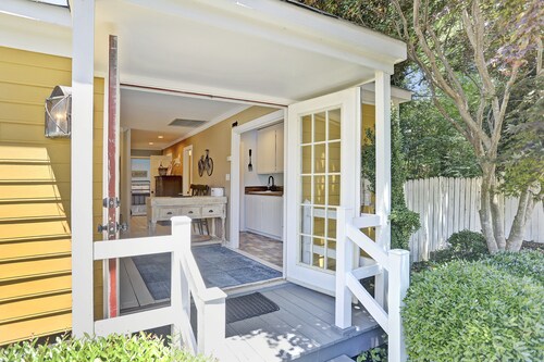 Private 1300 sq ft Cottage in Historic Yorktown-w/ trolley access