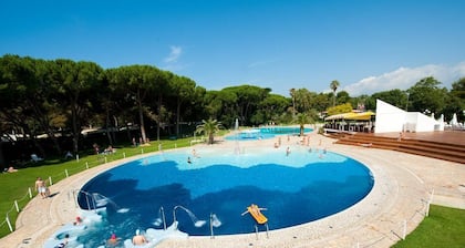 Happy Camp in Camping Baia Domizia