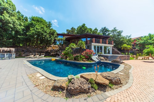 Propriété merveilleuse et relaxante, piscine privée, piscine thermale