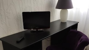 Superior Suite | Television - Hotel Joly (Armentières)