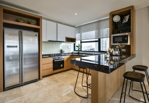 Mikrowelle, Ofen, Wasserkocher, Toaster