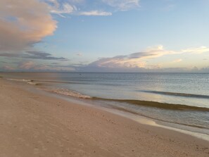 Camastros y toallas de playa 