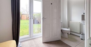 Dutxa, assecador de cabells i tovalloles 