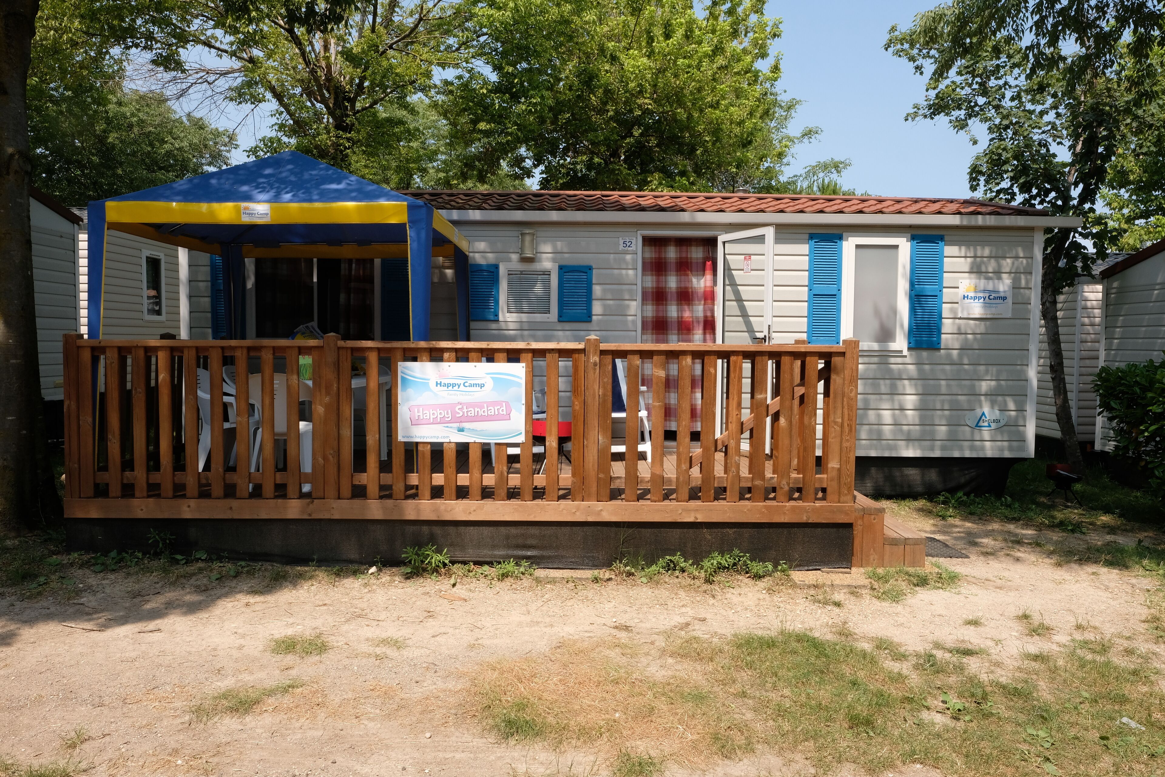 Nhà di động Tiêu chuẩn | Hiên