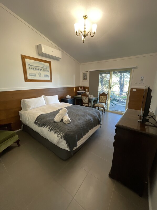 1 soverom, strykejern/-brett, wi-fi (inkludert) og sengetøy