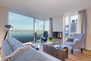 Interior - Upper Deck: Baltic Sea vacation apartment near the beach with sea view - even in the sauna! (Olpenitz)
