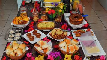 Desayuno buffet incluido todos los días