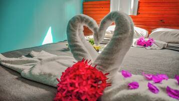 Camera doppia | Minibar, insonorizzazione, Wi-Fi gratuito, lenzuola