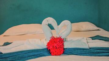 Triple Room | Minibar, soundproofing, free WiFi, bed sheets