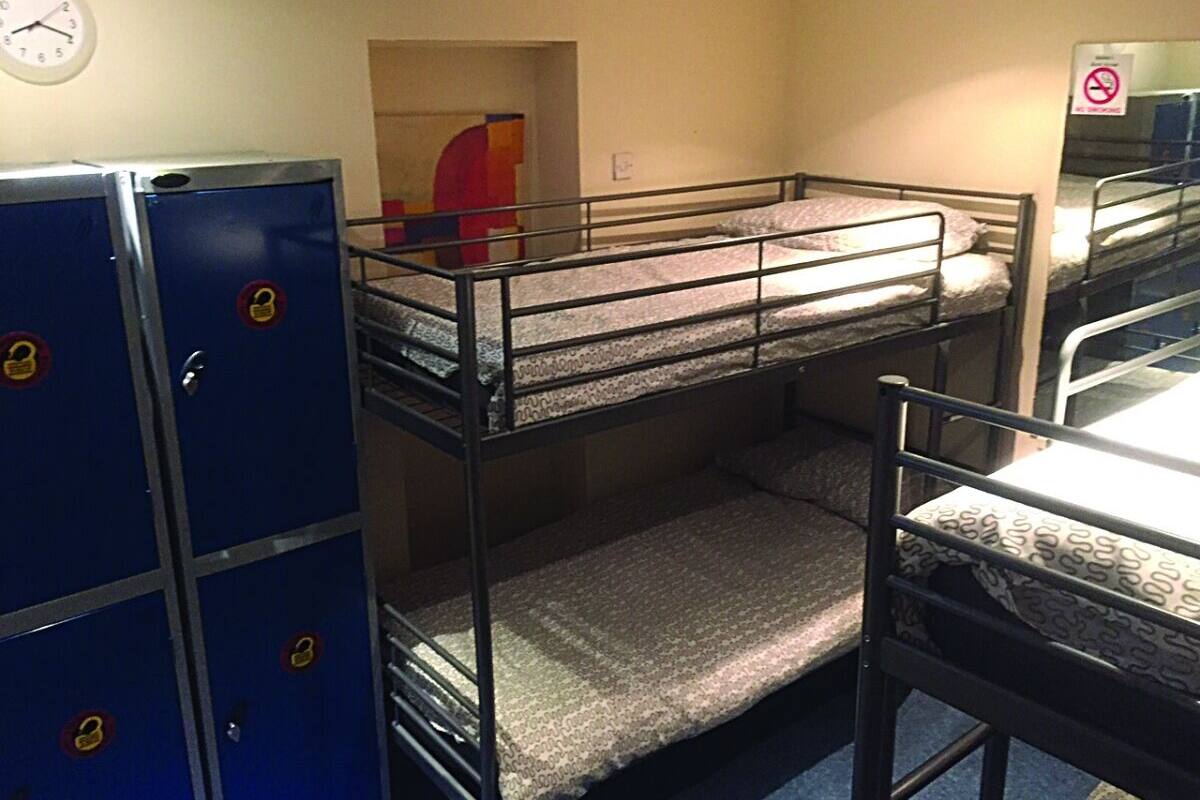 WiFi (free), bed sheets