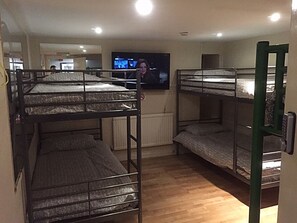 Free WiFi, bed sheets