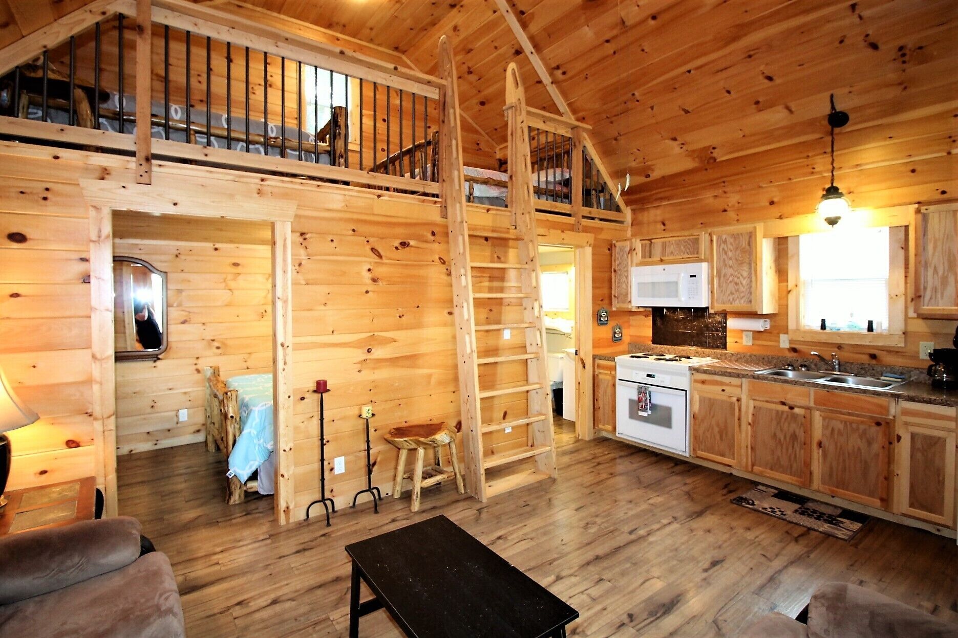 BEAUTIFUL CABIN Sleep 6