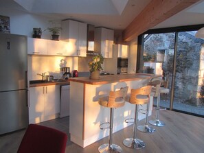 公用冰箱、公用微波炉、炉灶、茶具/咖啡用具