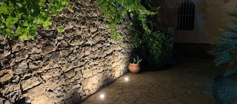 Casa Eminando de DENIA, a vacation villa in a top location with mountain and sea views