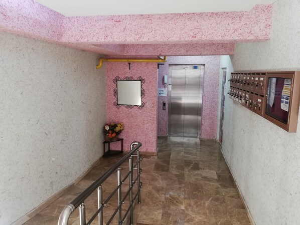 Interior entrance - Paris Suit Apart (Eskisehir)