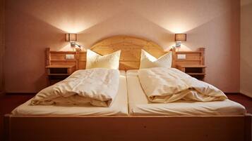 Hypo-allergenic bedding available, desk, laptop workspace