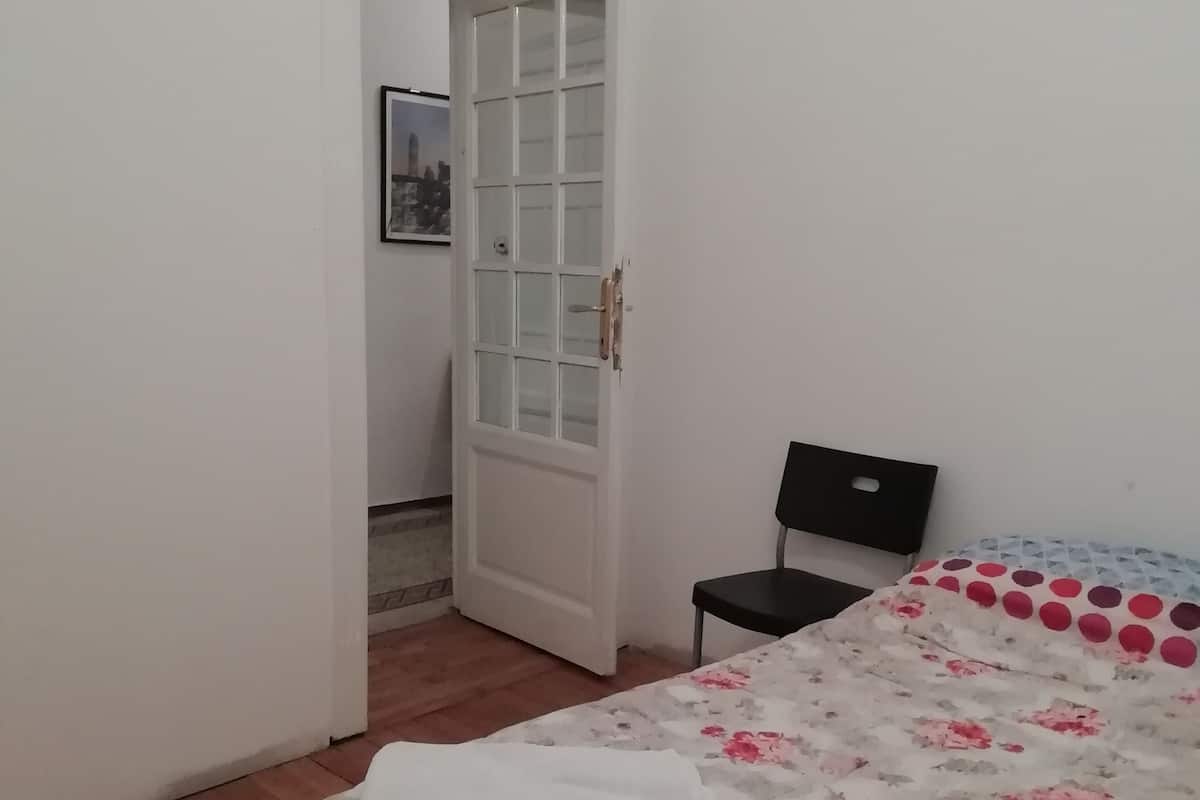 Economy Triple Room