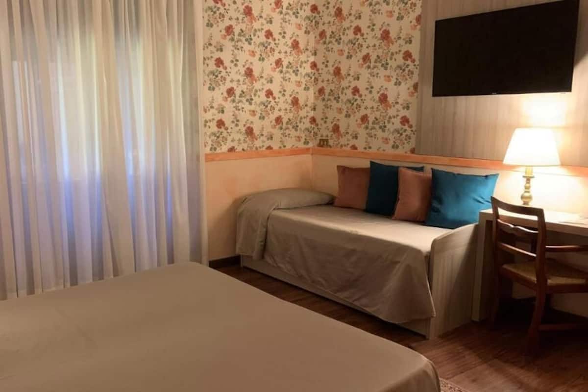 Standard Triple Room | 1 bedroom, down duvets, minibar, in-room safe