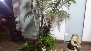 Interior detail - Chales Ganesh (São Sebastião)